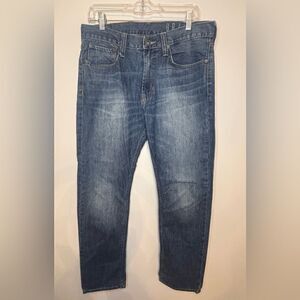 Bullhead EUC  gravels straight leg jeans Size 32 X 33
